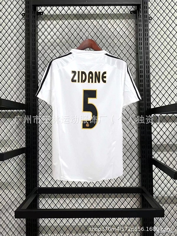 AC Milan Logo Detail Kaka #22 soccer jersey Black Red Striped with Relaxed Feel