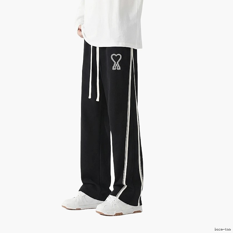 AMI fleece-lined warm black sweatpants