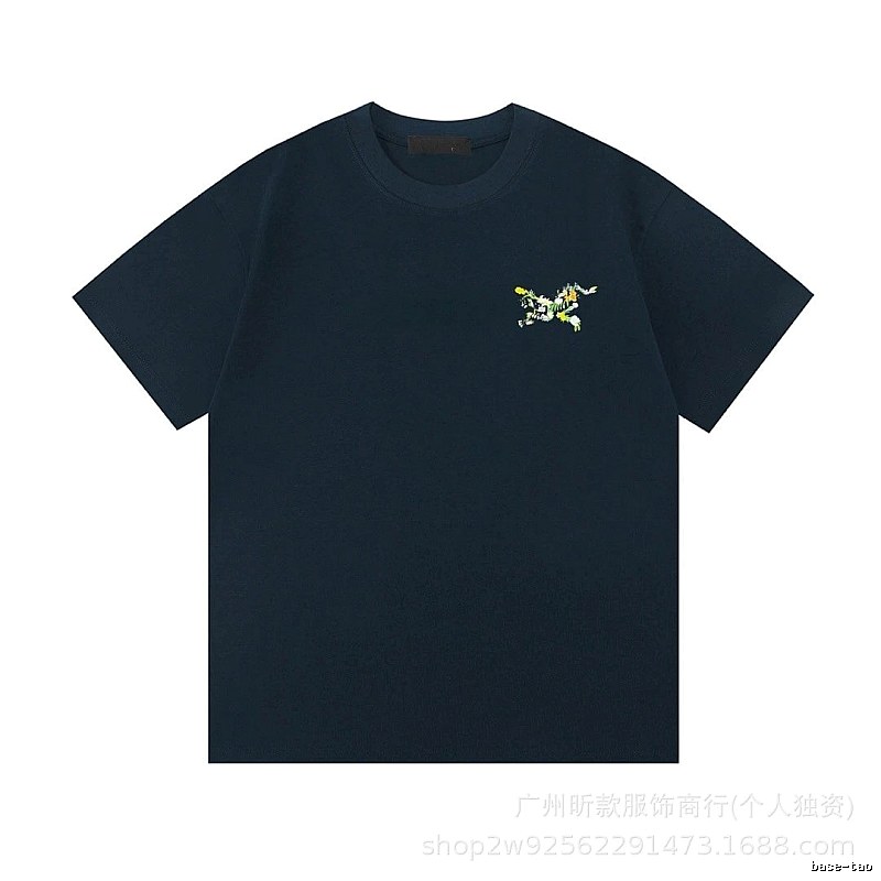 Arc'teryx Floral Embroidered Outdoor Style Navy T-Shirt
