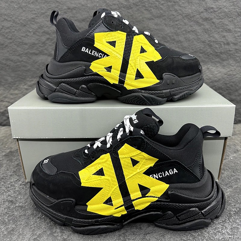 Balenciaga Black Runner Black Yellow Runner Sneaker for Streetwear Looks
