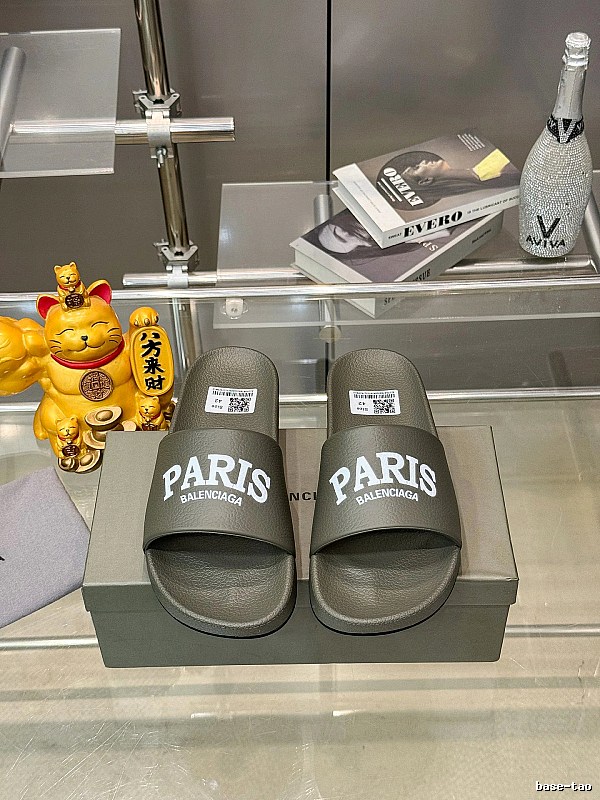 Balenciaga PARIS Trendy Military Gray Slippers
