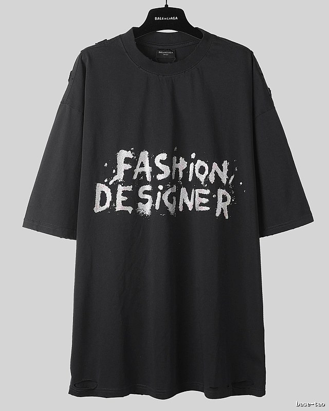 Balenciaga's trendy and cool black T-shirt
