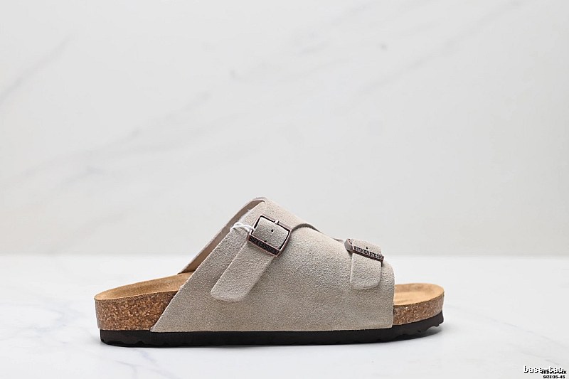Birkenstock Classic Casual Sand-colored Slides