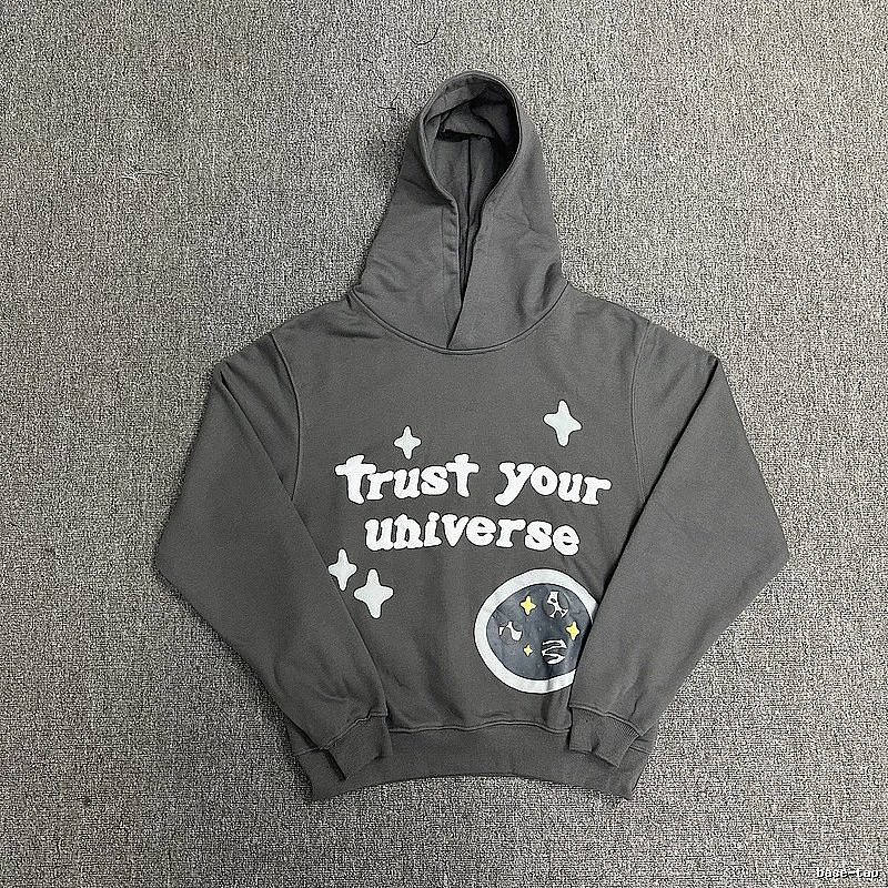 Broken Hearts Style H216 Skull Graphic Hoodie Streetwear Look
