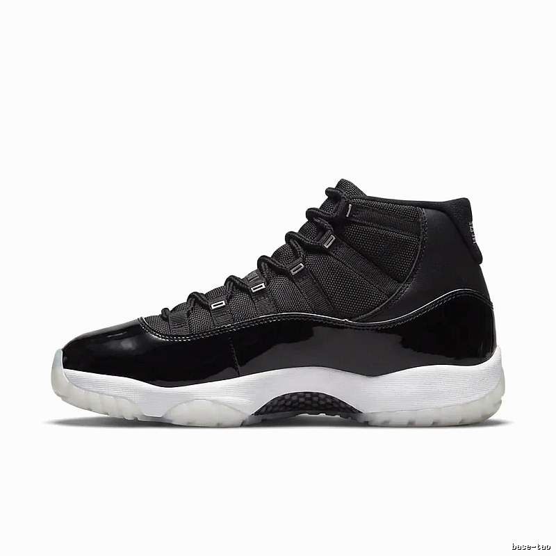 Cool Black Jordan 11 Sneakers