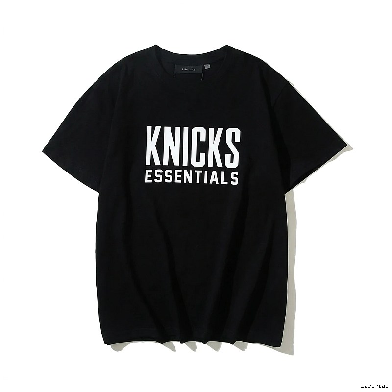 ESSENTIALS minimalist black T-shirt
