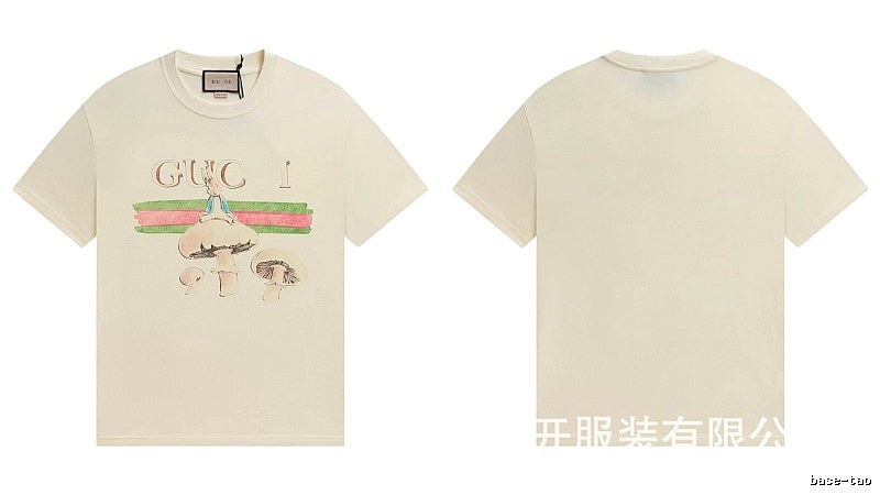 Gucci Co-branded Retro Style Off-white Printed T-Shirt