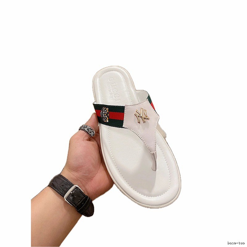 Gucci Co-branded Striped Streetwear Style White Flip-Flops
