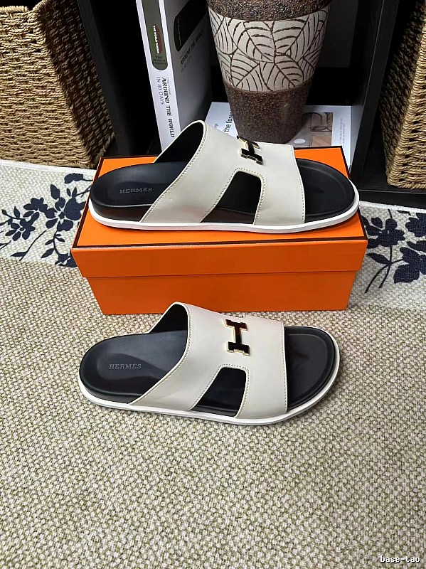Hermès H Series Light Luxury Style Off-white Slide Sandals