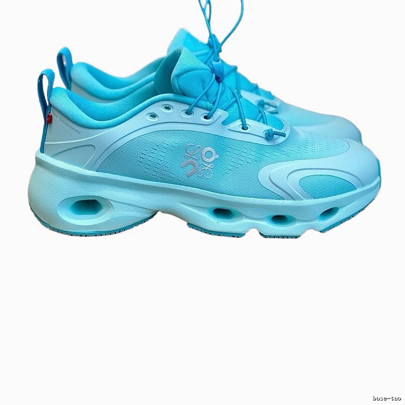 LOEWE casual light blue sports shoes