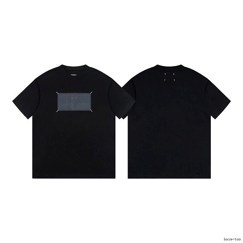 Maison Margiela Stitched Minimalist Style Black Short-sleeve T-shirt