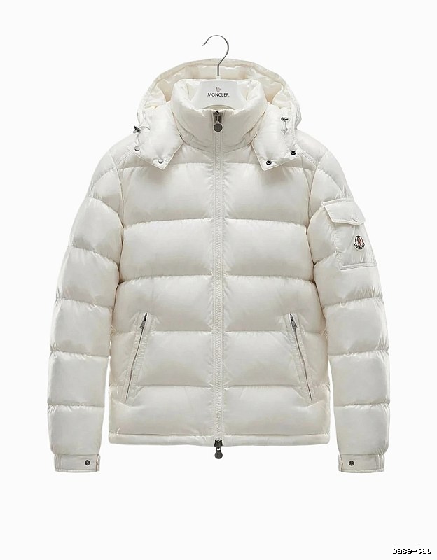 Moncler shiny and fashionable white down jacket