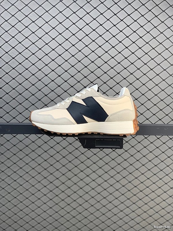 New Balance Retro Runners, Contrast Overlays in Cream and Navy