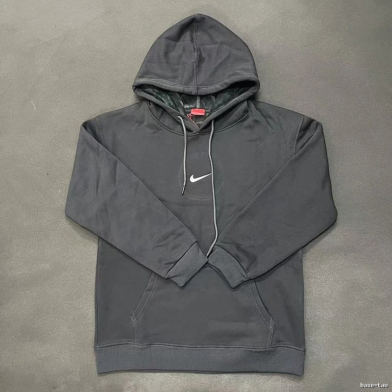Nike Small-Logo Detail Gray Zip Hoodie Downtown Style Swoosh