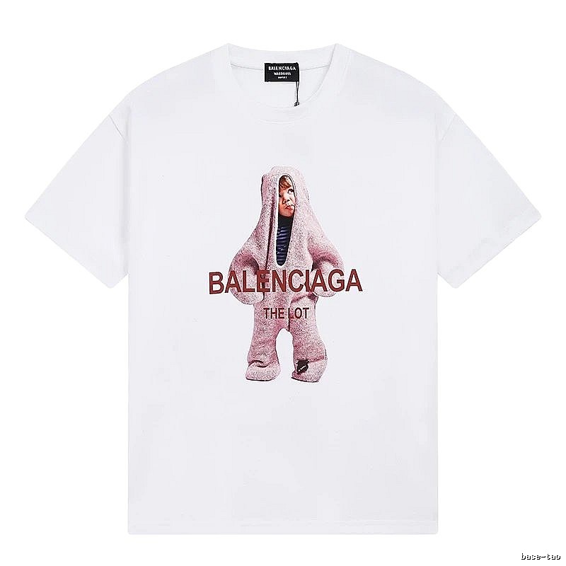 Parisian-style printed white T-shirt