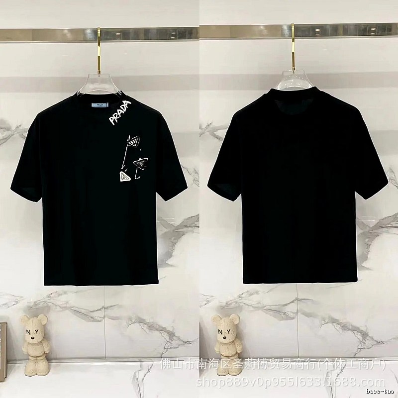 Prada Inverted Triangle Streetwear Style Black Short-sleeve T-shirt