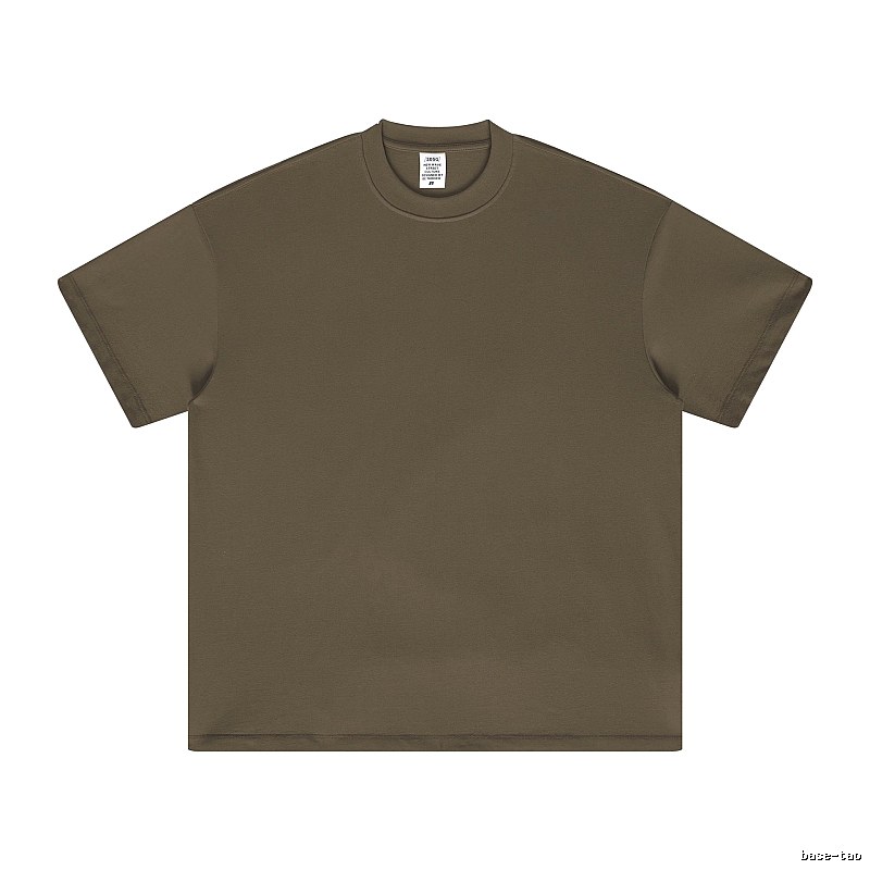 Resort Plain white T-shirt Minimal White Short for Travel Looks