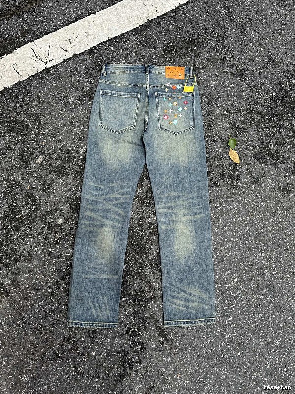 Small Colorful Marks And A Faded Straight Leg Paint-Detail Jeans - Evisu Essential Edit