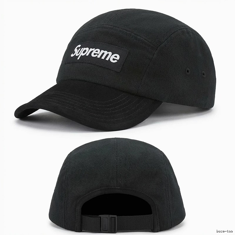 Supreme minimalist style black baseball cap