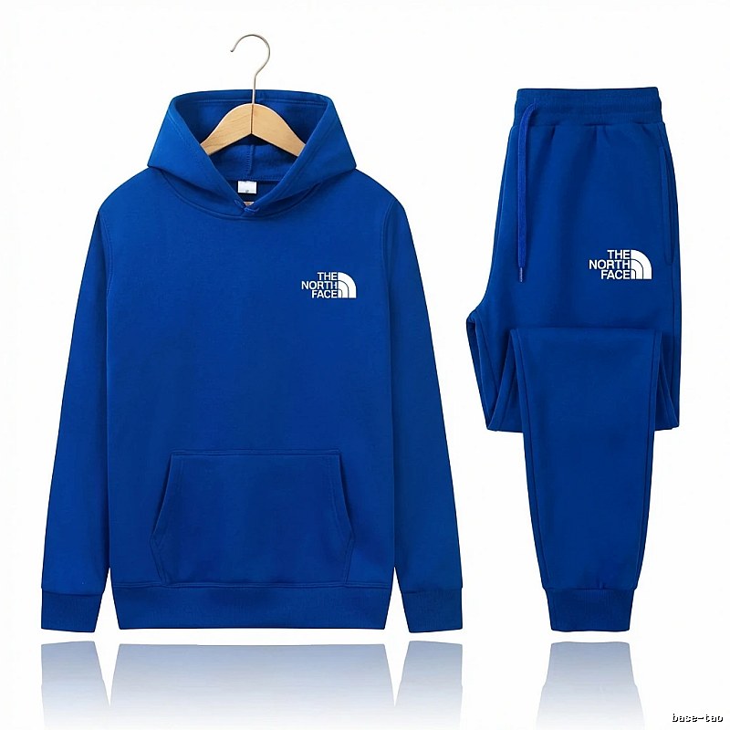 The North Face simple-style blue suit.
