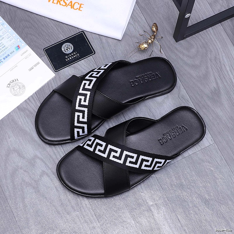 Versace Greek Key Casual Style Black Slide Sandals