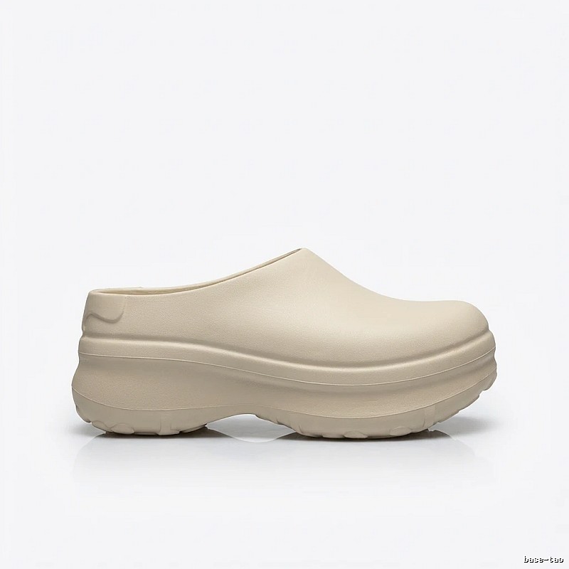 Yeezy sporty casual style off-white shoes